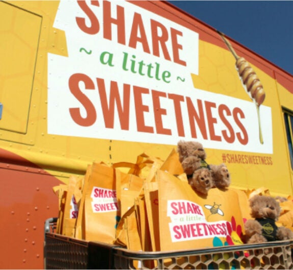 Sue Bee Honey: Share a little sweetness.